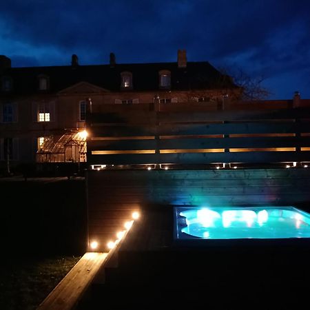 Bed & Breakfast Chateau Les Cedres Bretteville-l'Orgueilleuse Exterior photo